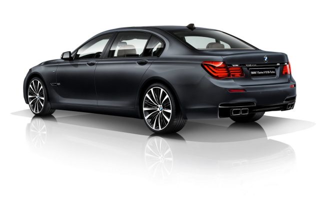 BMW-7-Series-V12-Bi-Turbo-Edition-1-309891.jpg